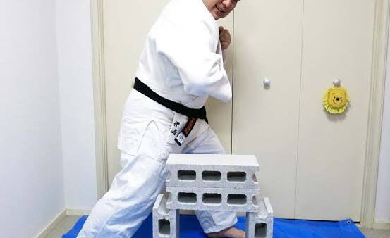 道上塾長の昔話94〜ブロック粉砕