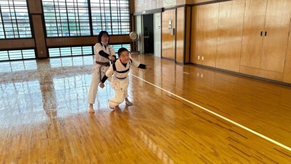 撃ち合いで前に出る力を