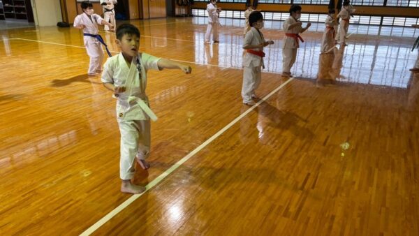 日本空手道 友絆塾 2022年冬季昇級審査会