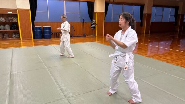 約束組手