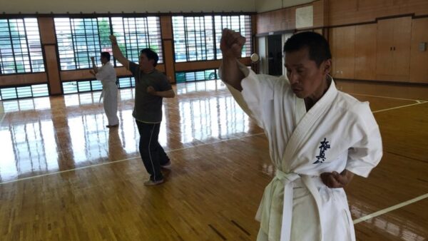 充実する中学生以上の部