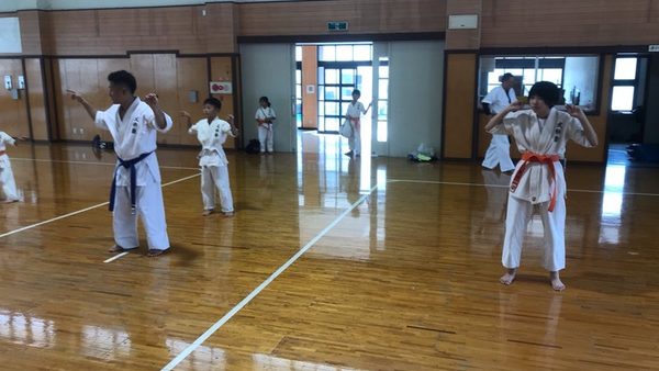 流派による違い