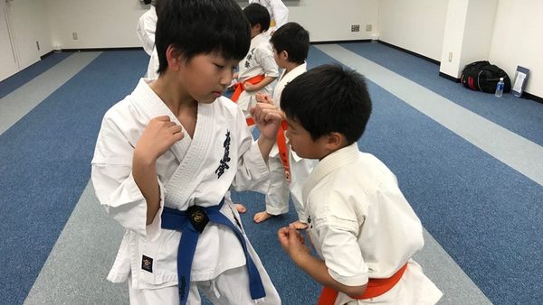 空手を志す仲間