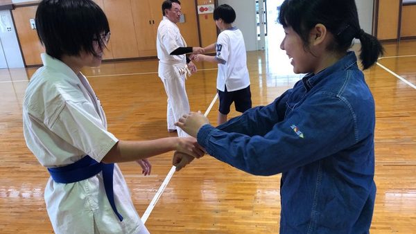 えっ、それ聞いちゃう