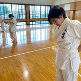 頑張る女の子達